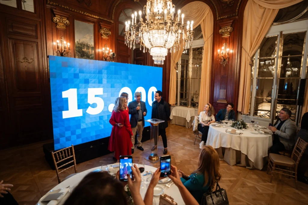 Suprema MED – Espanha 2024 | Uma imersão no laboratório de +125 anos e a noite mais memorável em Madri Suprema MED - Espanha 2024 | Uma imersão no laboratório de +125 anos e a noite mais memorável em Madri