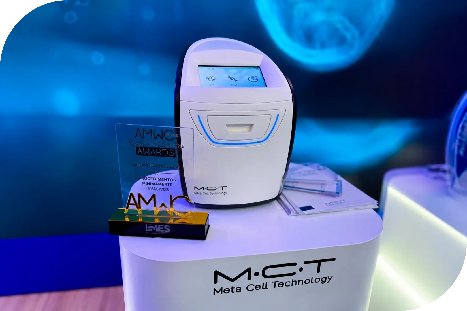 Suprema MED - Exossomos Autólogos com MCT - Meta Cell Technology: a tecnologia premiada no AMWC 2025 que está transformando a medicina estética regenerativa